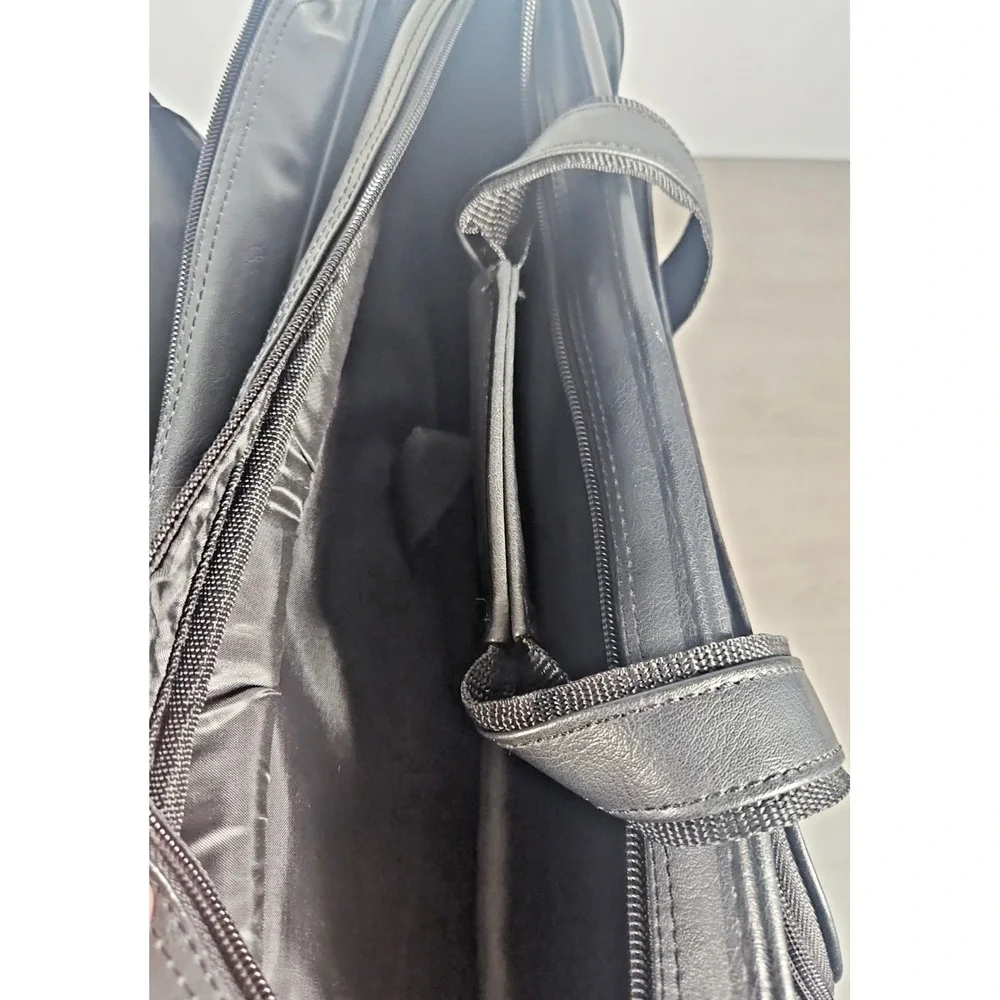 Compucase Briefcase Vintage Laptop Bag Black Expandable NWT